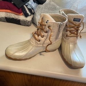 Girls Sperry Duck Boots